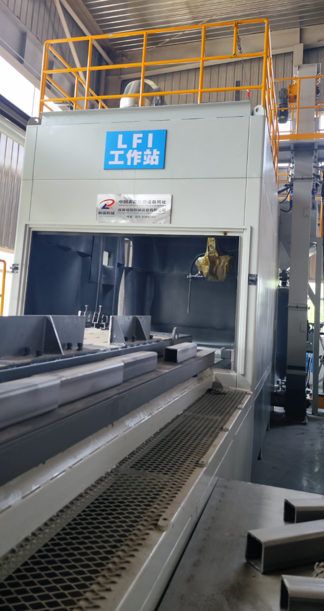 六盘水喷砂机在航空航天部件的精密处理